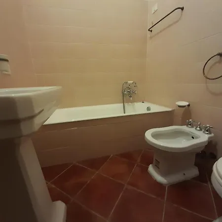 Borgo Beccanella * Asciano