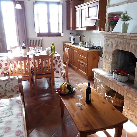 Borgo Beccanella * Asciano